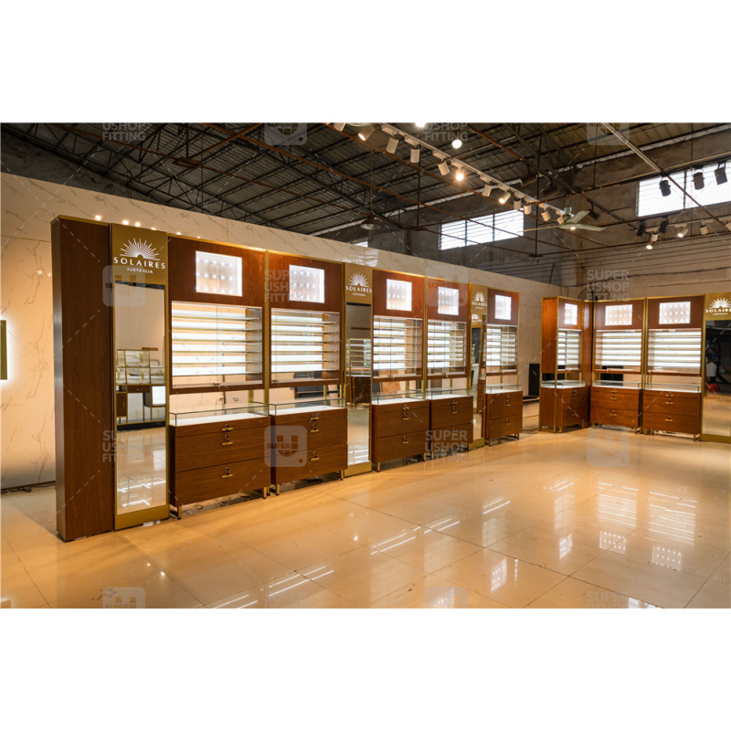 custom.Custom Retail Eyewear S - Interior Designer reseña y precio